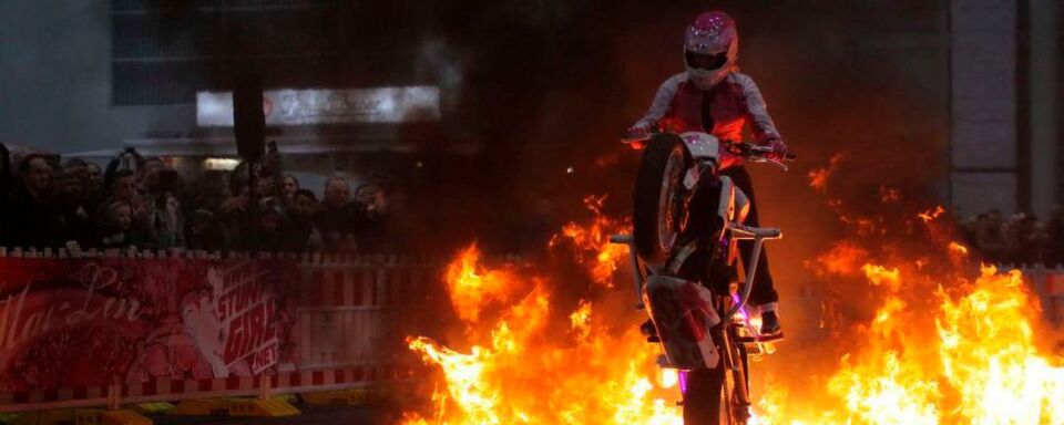 Auch 2018 geht es bei den Hamburger Motorrad Tagen wieder heiß her. Auch 2018 geht es bei den Hamburger Motorrad Tagen wieder heiß her.