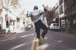 Diese 30 haben es geschafft: Die Forbes-Liste „30 Under 30“ zeigt die jüngsten Gründer und Celebrities mit beeindruckenden und vor allem inspirierenden Ideen. Diese 30 haben es geschafft: Die Forbes-Liste „30 Under 30“ zeigt die jüngsten Gründer und Celebrities mit beeindruckenden und vor allem inspirierenden Ideen.