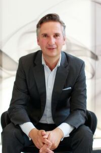 Marco Hopp ist Gründer der größten deutschen Akquisitionsagentur HOPP ACQU!TIES. Marco Hopp ist Gründer der größten deutschen Akquisitionsagentur HOPP ACQU!TIES.