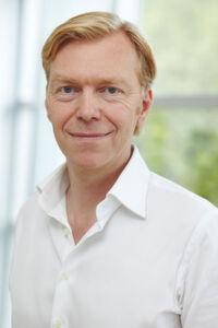 Frank Plümer ist Inhaber Agentur plümer)communications. Frank Plümer ist Inhaber Agentur plümer)communications.