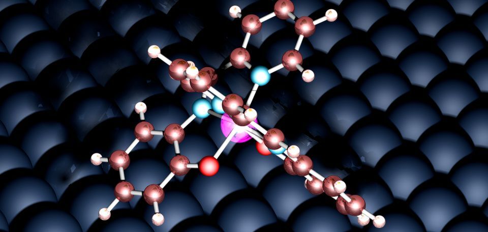 Mini-Schalter: Das synthetische Spin-Crossover-Molekül kann insgesamt drei Zustände speichern. Mini-Schalter: Das synthetische Spin-Crossover-Molekül kann insgesamt drei Zustände speichern.