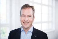 Martin Groß-Albenhausen ist stellvertretender Hauptgeschäftsführer beim E-Commerce-Verband bevh für Marketing, Innovation und B2B-Anbieter. Martin Groß-Albenhausen ist stellvertretender Hauptgeschäftsführer beim E-Commerce-Verband bevh für Marketing, Innovation und B2B-Anbieter.