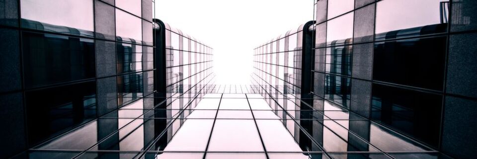Ein Blick in die Zukunft – vorausschauenden Datenanalysen können im B2B vor allem im Neukundengeschäft eine große Unterstützung sein. Wie das aussieht, verraten Martin Groß-Albertshausen und Parsis Dastani. Ein Blick in die Zukunft – vorausschauenden Datenanalysen können im B2B vor allem im Neukundengeschäft eine große Unterstützung sein. Wie das aussieht, verraten Martin Groß-Albertshausen und Parsis Dastani.
