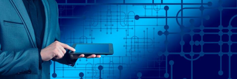 Voraussetzung für den Erfolg von IIoT-Lösungen ist die Integration unterschiedlicher Technologien. Sie betrifft die Herausforderungen bei bestehenden Industrieanlagen und -strukturen und deren Integration mit neuen Anlagen bzw. Anlagen, die noch gar nicht erfunden oder auf dem Markt erhältlich sind. Voraussetzung für den Erfolg von IIoT-Lösungen ist die Integration unterschiedlicher Technologien. Sie betrifft die Herausforderungen bei bestehenden Industrieanlagen und -strukturen und deren Integration mit neuen Anlagen bzw. Anlagen, die noch gar nicht erfunden oder auf dem Markt erhältlich sind.