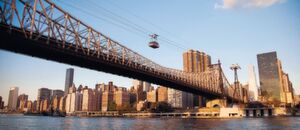 Nicht nur in New York sorgt Profisafe für die sichere Kommunikation zwischen Tal- und Bergstation oder der Kabine. Nicht nur in New York sorgt Profisafe für die sichere Kommunikation zwischen Tal- und Bergstation oder der Kabine.