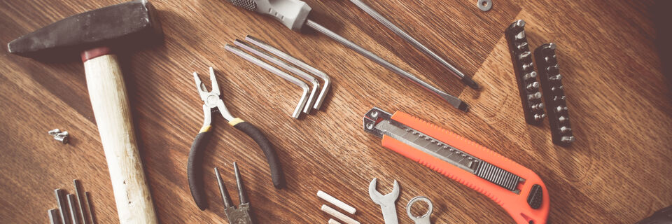 Zamro vertreibt Produkte aus dem Wartungs-, Reparatur-, Betriebsbereich für technische Experten aus Handwerk und Industrie per Online-Shop. Zamro vertreibt Produkte aus dem Wartungs-, Reparatur-, Betriebsbereich für technische Experten aus Handwerk und Industrie per Online-Shop.