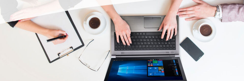 Der 15,6-Zöller Tecra A50-E von Toshiba ist nun auch mit einem Intel-Core-Prozessor der achten Generation verfügbar. Zudem bringt der japanische Hersteller eine ganze Reihe weiterer Notebooks mit aktualisierter Hardware auf den Markt. Der 15,6-Zöller Tecra A50-E von Toshiba ist nun auch mit einem Intel-Core-Prozessor der achten Generation verfügbar. Zudem bringt der japanische Hersteller eine ganze Reihe weiterer Notebooks mit aktualisierter Hardware auf den Markt.