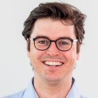 Als Geschäftsführer für den Bereich Sales & Marketing verantwortet Frederic Sell die Markterschließung und unterstützt namhafte B2B-Unternehmen bei der Digitalisierung Ihrer Messe-Vertriebsprozesse. Als Geschäftsführer für den Bereich Sales & Marketing verantwortet Frederic Sell die Markterschließung und unterstützt namhafte B2B-Unternehmen bei der Digitalisierung Ihrer Messe-Vertriebsprozesse.