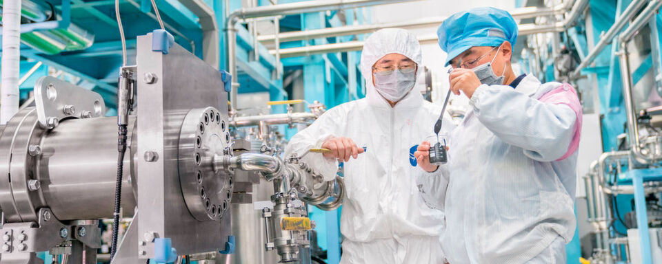 Bereits seit 2010 arbeitet Bühler mit dem chinesischen Batterieproduzenten Lishen zusammen. Bereits seit 2010 arbeitet Bühler mit dem chinesischen Batterieproduzenten Lishen zusammen.