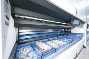 Die Tablare können im Raster von 25 mm eingelagert werden. Über diese Einstellung lassen sich geringstmögliche Einlagerungsabstände erzielen. Die Tablare können im Raster von 25 mm eingelagert werden. Über diese Einstellung lassen sich geringstmögliche Einlagerungsabstände erzielen.