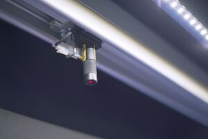 Das Laserpointer-System verhindert Greiffehler durch eine exakte Kennzeichnung der Entnahmeposition. Das Laserpointer-System verhindert Greiffehler durch eine exakte Kennzeichnung der Entnahmeposition.