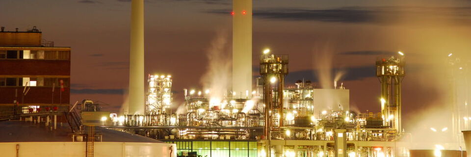 Dank der Digitalisierung boomt die Wirtschaft – wie aber schlägt sich das auf die Gehälter in der Chemie- und Pharmaindustrie nieder? Wir fragen nach. Dank der Digitalisierung boomt die Wirtschaft – wie aber schlägt sich das auf die Gehälter in der Chemie- und Pharmaindustrie nieder? Wir fragen nach.