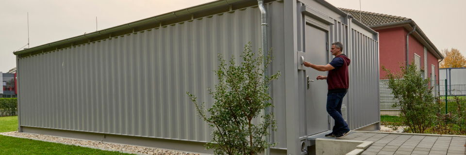 Ein Doppelcontainer birgt die Rechenzentrumserweiterung von ene't. Ein Doppelcontainer birgt die Rechenzentrumserweiterung von ene't.