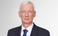 Klaus Donath ist Executive Director Sales & Business Enablement bei Ingram Micro Deutschland. Klaus Donath ist Executive Director Sales & Business Enablement bei Ingram Micro Deutschland.