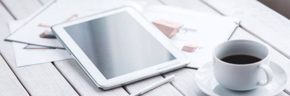 Tablets ersetzen immer öfter Notebooks oder sogar PCs. Um die sinkenden PC-Markt-Zahlen abzufangen, reicht es aber noch nicht. Tablets ersetzen immer öfter Notebooks oder sogar PCs. Um die sinkenden PC-Markt-Zahlen abzufangen, reicht es aber noch nicht.