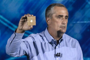 Die KI-Goldgrube: Det Intel-Hoffnungsträger für extrem anspruchsvolle KI-Anwendungen ist der 49 Qubit starke Quantum-Testchip „Tangle Lake“, hier in den Händen von CEO Brian Krzanich. Die KI-Goldgrube: Det Intel-Hoffnungsträger für extrem anspruchsvolle KI-Anwendungen ist der 49 Qubit starke Quantum-Testchip „Tangle Lake“, hier in den Händen von CEO Brian Krzanich.