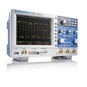 Das R&S RTC1000 von Rohde & Schwarz ist eine Serie an Einsteiger-Oszilloskopen, die sich auch als Achtkanal-Logikanalysator, Vierkanal-Mustergenerator, Protokollanalysator für I²C, SPI, UART/RS-232, CAN und LIN, Digitalvoltmeter, Komponententester, Spektrumanalysator und Zähler einsetzen lassen. Das R&S RTC1000 von Rohde & Schwarz ist eine Serie an Einsteiger-Oszilloskopen, die sich auch als Achtkanal-Logikanalysator, Vierkanal-Mustergenerator, Protokollanalysator für I²C, SPI, UART/RS-232, CAN und LIN, Digitalvoltmeter, Komponententester, Spektrumanalysator und Zähler einsetzen lassen.