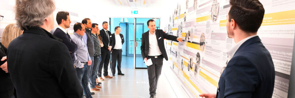 Am Tag der Logistik (9. April 2018) können interessierte Besucher im Dematic Imagination Center interaktiv an der Welt der Intralogistik teilhaben. Am Tag der Logistik (9. April 2018) können interessierte Besucher im Dematic Imagination Center interaktiv an der Welt der Intralogistik teilhaben.