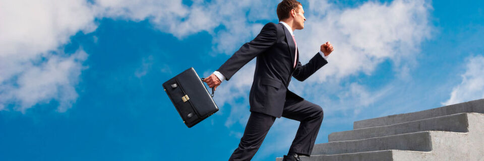 Mitel forciert das Cloud-Geschäft. Das neue globale Partnerprogramm soll nun auch die Partner fit für die Cloud machen. Mitel forciert das Cloud-Geschäft. Das neue globale Partnerprogramm soll nun auch die Partner fit für die Cloud machen.