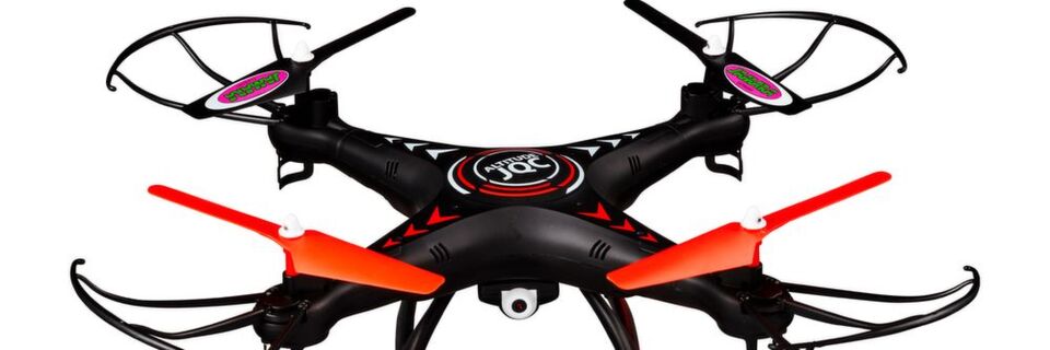 Für Junggebliebene: Der Quadrocopter lässt wahrscheinlich nicht nur die Herzen von Jugendlichen höher schlagen. Für Junggebliebene: Der Quadrocopter lässt wahrscheinlich nicht nur die Herzen von Jugendlichen höher schlagen.