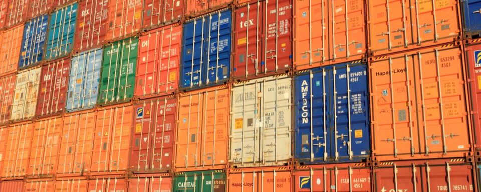 Blockchain könnte auch für die Logistikbranche in Zukunft interessant sein. Blockchain könnte auch für die Logistikbranche in Zukunft interessant sein.