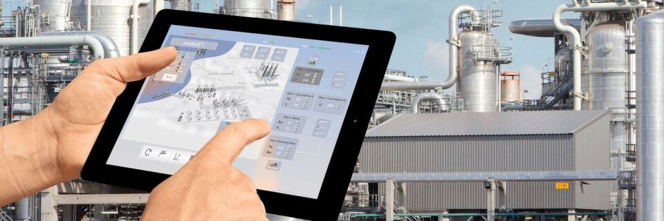 Wer mit eindeutigen Markierungen und einem zuverlässigen Funknetzwerk die Voraussetzungen für Maintenance 4.0 geschaffen hat, kann im nächsten Schritt erste, bereits verfügbare Mixed-Reality-Anwendungen für die Instandhaltung testen. Wer mit eindeutigen Markierungen und einem zuverlässigen Funknetzwerk die Voraussetzungen für Maintenance 4.0 geschaffen hat, kann im nächsten Schritt erste, bereits verfügbare Mixed-Reality-Anwendungen für die Instandhaltung testen.