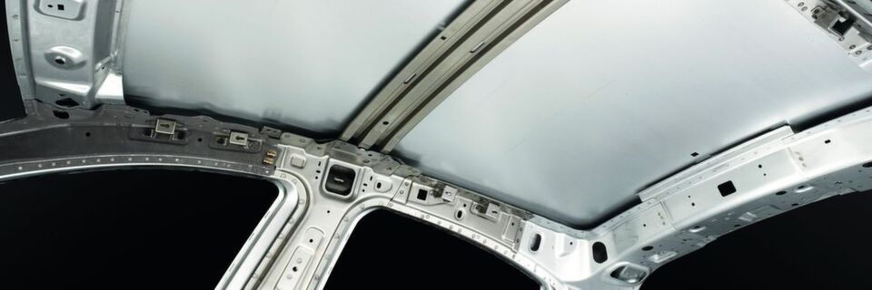 Dieser Dachträger ist ein typisches Anwendungsbeispiel für den CP800 von Tata Steel. Dieser Dachträger ist ein typisches Anwendungsbeispiel für den CP800 von Tata Steel.