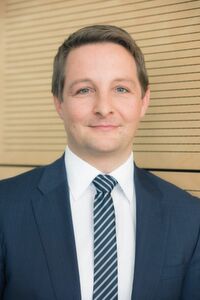 Krister Sandvoss ist seit dem 1. September 2016 bei der Deutschen Messe AG Abteilungsleiter der Cemat Worldwide. Damit verantwortet er neben der Cemat in Hannover die Auslandsmessen der Hannoveraner im Bereich Intralogistik. Krister Sandvoss ist seit dem 1. September 2016 bei der Deutschen Messe AG Abteilungsleiter der Cemat Worldwide. Damit verantwortet er neben der Cemat in Hannover die Auslandsmessen der Hannoveraner im Bereich Intralogistik.
