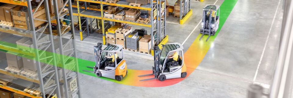 Der „RX 20“ verfügt über Curve Speed Control, das automatisch die Geschwindigkeit in Kurven dem Lenkwinkel anpasst. Der „RX 20“ verfügt über Curve Speed Control, das automatisch die Geschwindigkeit in Kurven dem Lenkwinkel anpasst.
