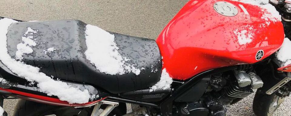 Ice Age Bike – hoffentlich bringt der April nun dauerhaftes Tauwetter. Ice Age Bike – hoffentlich bringt der April nun dauerhaftes Tauwetter.