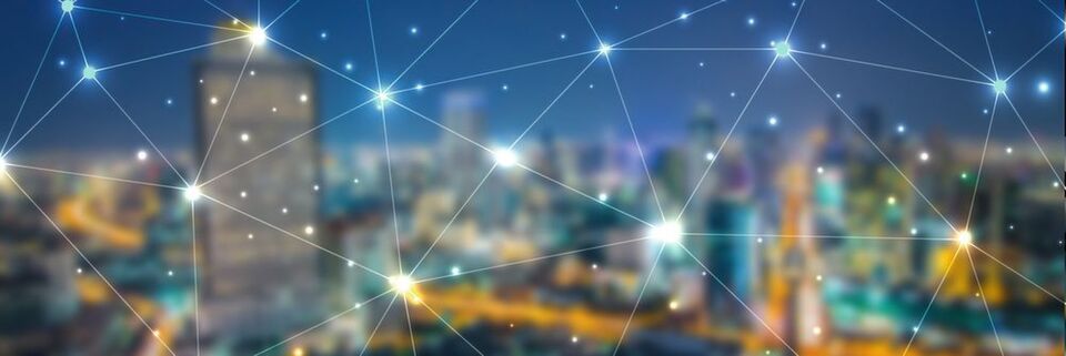 Blockchain-Technologie basiert auf verteilt dezentralen Netzwerken. Sie ermöglicht vielfältige neue Anwendungen und könnte auch in der Logistik für revolutionäre Veränderungen sorgen. Blockchain-Technologie basiert auf verteilt dezentralen Netzwerken. Sie ermöglicht vielfältige neue Anwendungen und könnte auch in der Logistik für revolutionäre Veränderungen sorgen.