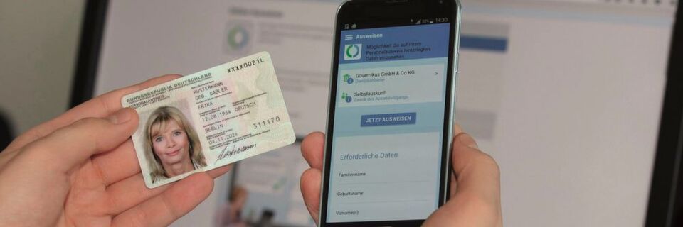 Um sich im Internet sicher ausweisen zu können, sind mehrere Voraussetzungen nötig. Um sich im Internet sicher ausweisen zu können, sind mehrere Voraussetzungen nötig.