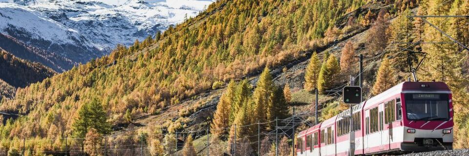 Mit mehr als acht Mio. beförderten Personen pro Jahr gehört die Matterhorn Gotthard Bahn zum größten Transportunternehmen in der Schweiz. Mit mehr als acht Mio. beförderten Personen pro Jahr gehört die Matterhorn Gotthard Bahn zum größten Transportunternehmen in der Schweiz.