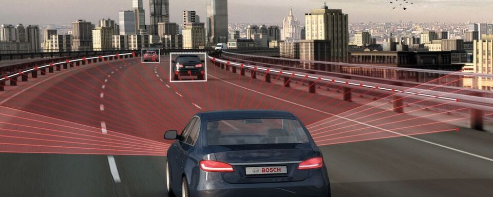 Das automatisierte Fahren ist vom Einsatz verschiedener Sensorgruppen abhängig. Deren aufwendige Entwicklung soll vereinfacht werden. Das automatisierte Fahren ist vom Einsatz verschiedener Sensorgruppen abhängig. Deren aufwendige Entwicklung soll vereinfacht werden.