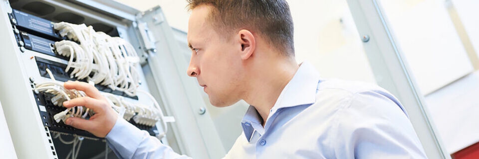 Lange verwendete die gkv informatik Excel für das IP-Adress-Management – doch irgendwann war das aus administrativer Sicht nicht mehr möglich! Lange verwendete die gkv informatik Excel für das IP-Adress-Management – doch irgendwann war das aus administrativer Sicht nicht mehr möglich!