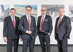 Bilden die neue Geschäftsführung bei Seifert Logistics (v.l.n.r.): Markus Alander, Inhaber Harald Seifert, Christian Stoll und Dario Dante Oncsak. Bilden die neue Geschäftsführung bei Seifert Logistics (v.l.n.r.): Markus Alander, Inhaber Harald Seifert, Christian Stoll und Dario Dante Oncsak.