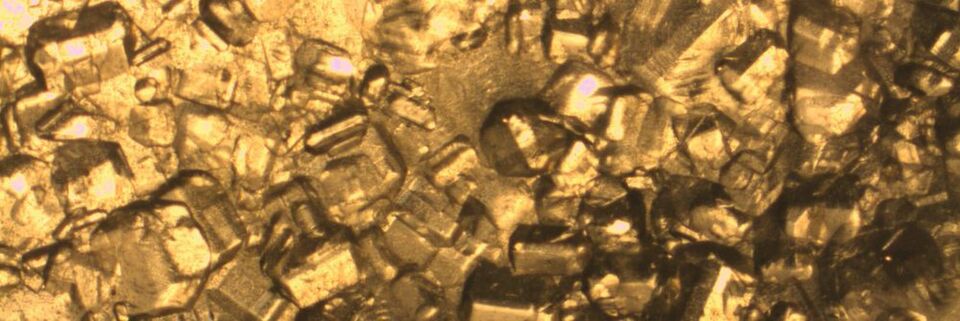 Microscopy of Crystals Microscopy of Crystals