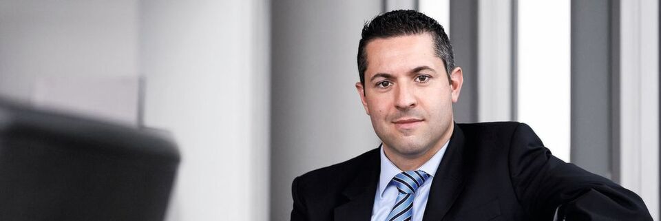 Juan Perea Rodríguez ist Head of Public Sector Central Europe und setzt für weiteres Wachstum auf mehr Services Juan Perea Rodríguez ist Head of Public Sector Central Europe und setzt für weiteres Wachstum auf mehr Services
