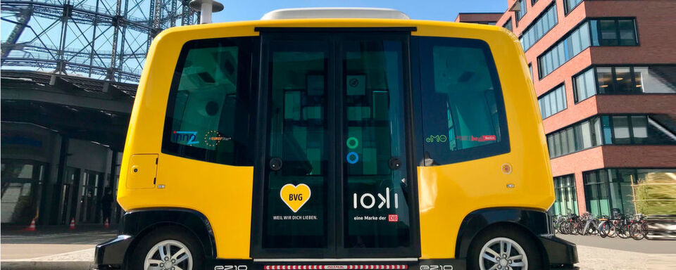 Das ist der selbstfahrende Kleinbus von Deutsche Bahn und BVG. Das ist der selbstfahrende Kleinbus von Deutsche Bahn und BVG.