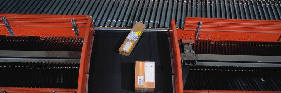 Zur Messe Cemat präsentiert Habasit Transportbandlösungen für KEP-Dienste, den Handel, die Distribution sowie für Logistikdienstleister. Zur Messe Cemat präsentiert Habasit Transportbandlösungen für KEP-Dienste, den Handel, die Distribution sowie für Logistikdienstleister.