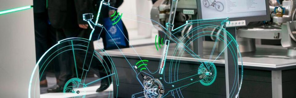 Im „gläserne Fahrrad“ von Schaeffler auf der Sonderschau „Intelligente Fluid- und Antriebstechnik“ steckt die automatische Fahrradschaltung Velomatic. Im „gläserne Fahrrad“ von Schaeffler auf der Sonderschau „Intelligente Fluid- und Antriebstechnik“ steckt die automatische Fahrradschaltung Velomatic.