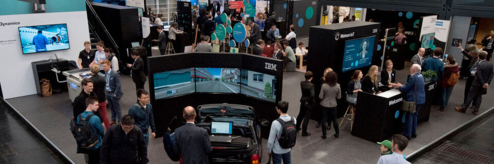 Rund 590 Aussteller zeigen auf der Digital Factory 2018 mehr als 1600 Produkte. Rund 590 Aussteller zeigen auf der Digital Factory 2018 mehr als 1600 Produkte.