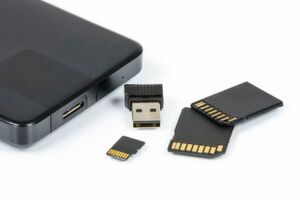 Begehrt: Flash-Speicher stecken in vielen Produkten – entsprechend hoch ist die Nachfrage der Produkthersteller. Begehrt: Flash-Speicher stecken in vielen Produkten – entsprechend hoch ist die Nachfrage der Produkthersteller.