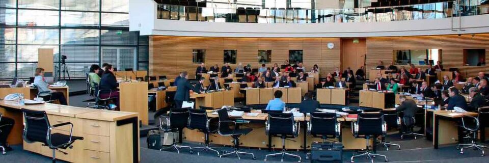 Der Thüringer Landtag hat ein eGovernment-Gesetz für den Freistaat verabschiedet Der Thüringer Landtag hat ein eGovernment-Gesetz für den Freistaat verabschiedet