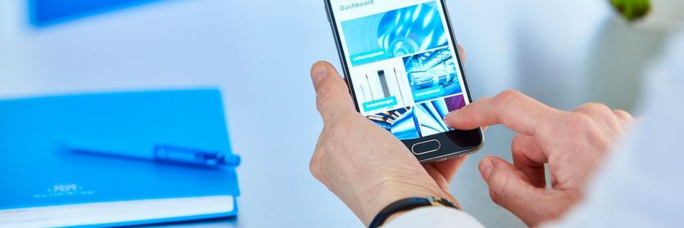 Neue „Packaging Steel“-App: Verpackungshersteller können relevante Informationen einfach über ihr Smartphone abrufen. Neue „Packaging Steel“-App: Verpackungshersteller können relevante Informationen einfach über ihr Smartphone abrufen.