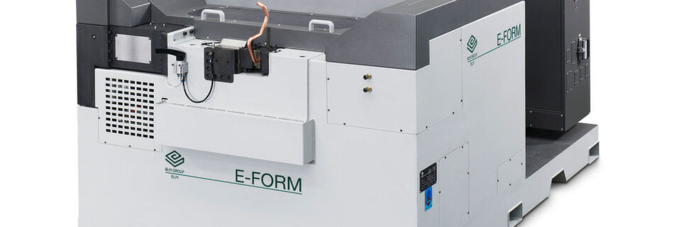 Das Rohrbearbeitungssystem E-Form kann mit bis zu neun Arbeitsstationen für das Endenumformen, Spanen und Rollen konfiguriert werden. Das Rohrbearbeitungssystem E-Form kann mit bis zu neun Arbeitsstationen für das Endenumformen, Spanen und Rollen konfiguriert werden.