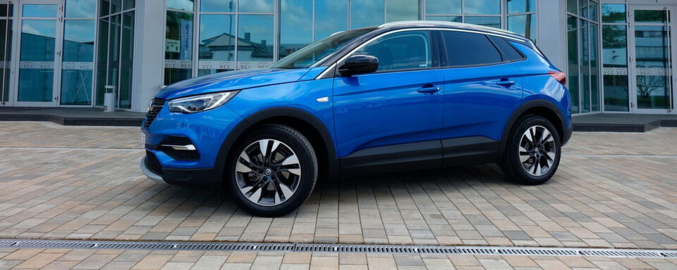 Nach dem Crossland X ist der Grandland X das zweite Fahrzeug aus einer Kooperation mit PSA. Nach dem Crossland X ist der Grandland X das zweite Fahrzeug aus einer Kooperation mit PSA.