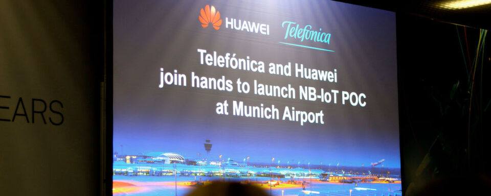 Huawei und Telefónica Deutschland gaben auf der Hannover Messe 2018 ein gemeinsames NB-IoT Smart Metering-Pilotprojekt für den Flughafen München bekannt. Huawei und Telefónica Deutschland gaben auf der Hannover Messe 2018 ein gemeinsames NB-IoT Smart Metering-Pilotprojekt für den Flughafen München bekannt.