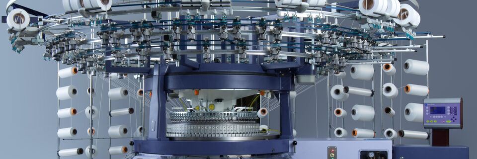 Eine Rundstrickmaschine des Unternehmens Terrot. Die Kunden des Maschinenhersteller fordern Industrie-4.0-Anwendungen. Eine Rundstrickmaschine des Unternehmens Terrot. Die Kunden des Maschinenhersteller fordern Industrie-4.0-Anwendungen.
