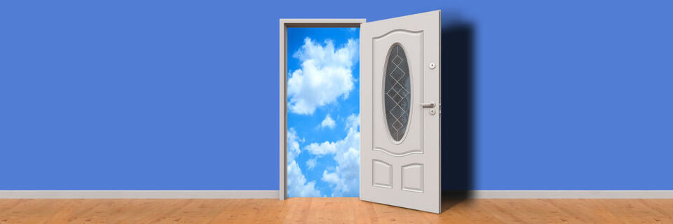 Um die Nutzung von Cloud-Anwendungen im Unternehmensumfeld sicherer zu machen, wurden Cloud Access Security Broker (CASBs) entwickelt. Um die Nutzung von Cloud-Anwendungen im Unternehmensumfeld sicherer zu machen, wurden Cloud Access Security Broker (CASBs) entwickelt.